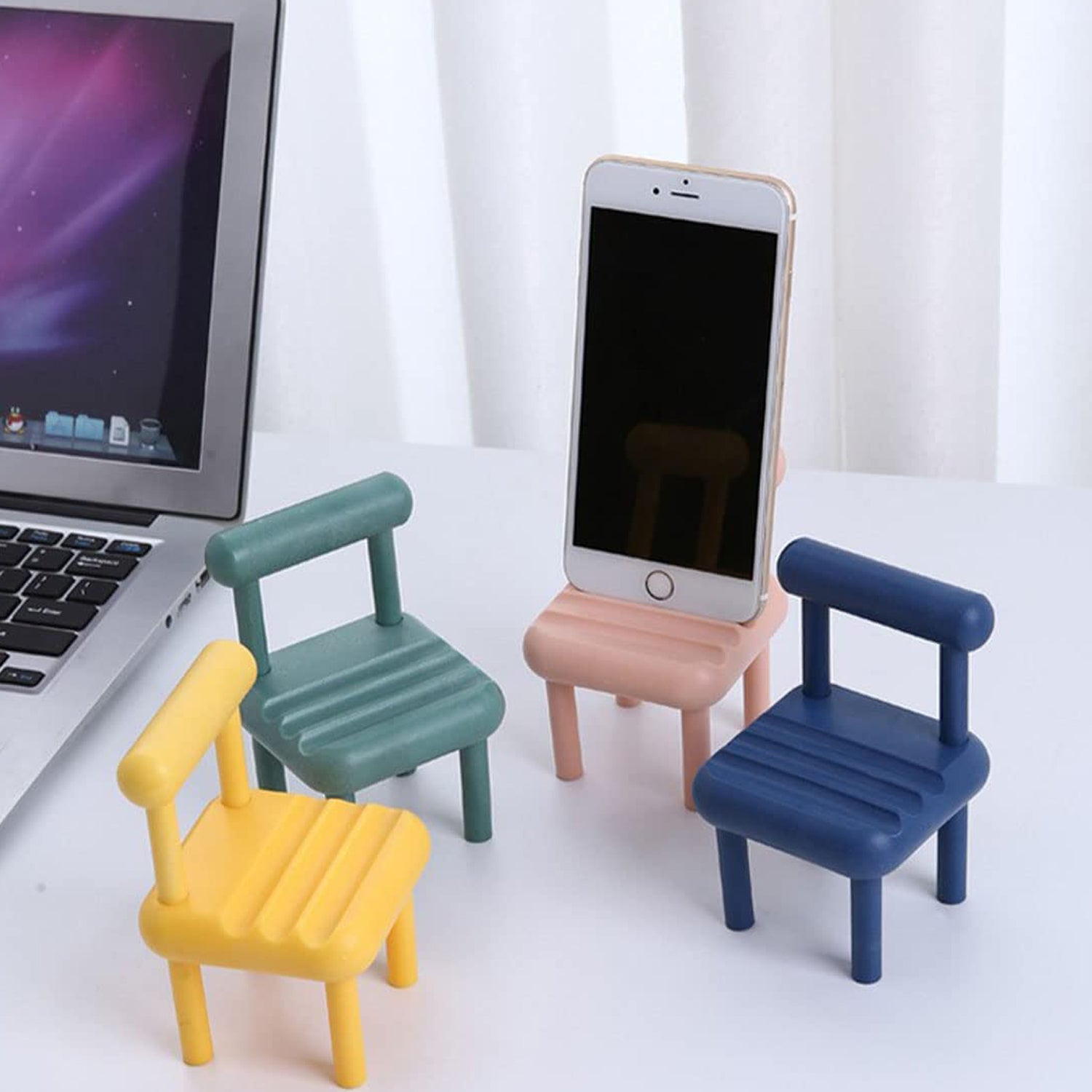 Mini Chair-Style Mobile Holder