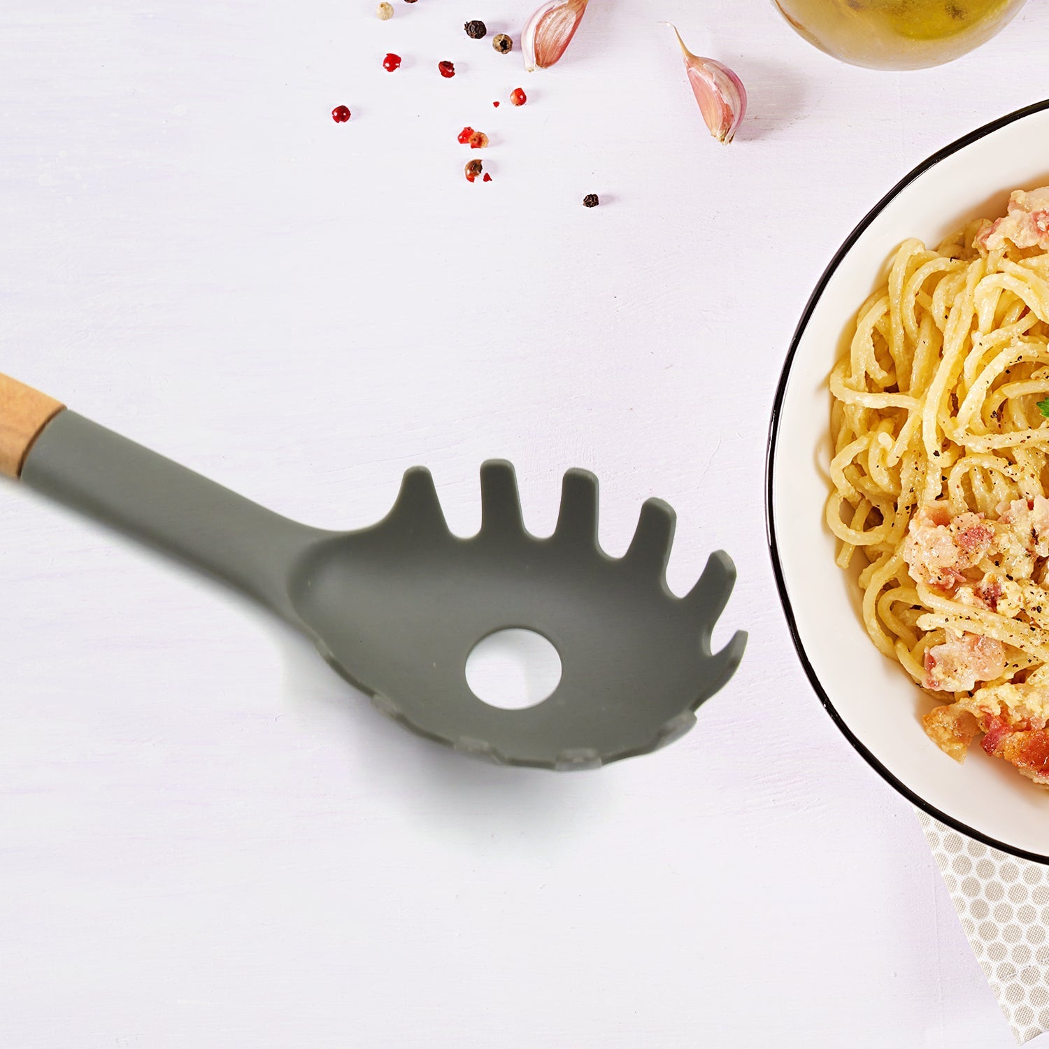 Heat-Resistant Non-Stick Kitchen Spoon