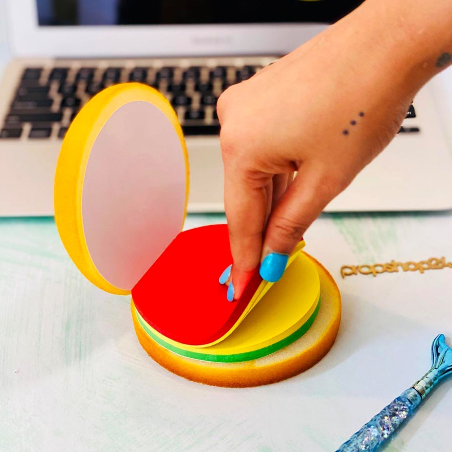 Burger-Shaped Multicolor Sticky Notes
