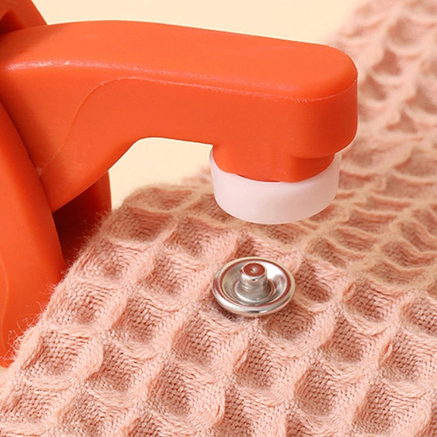 Clothing Buckle Installation Tool