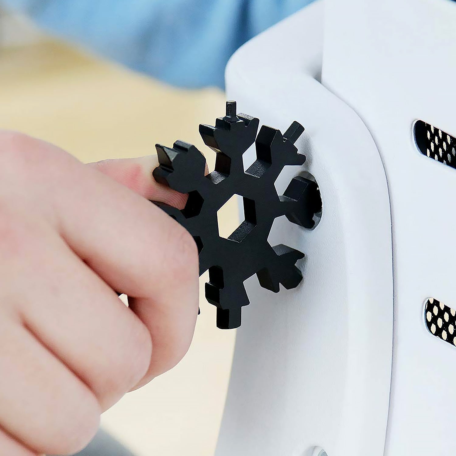 18-in-1 Snowflake Multi-Tool