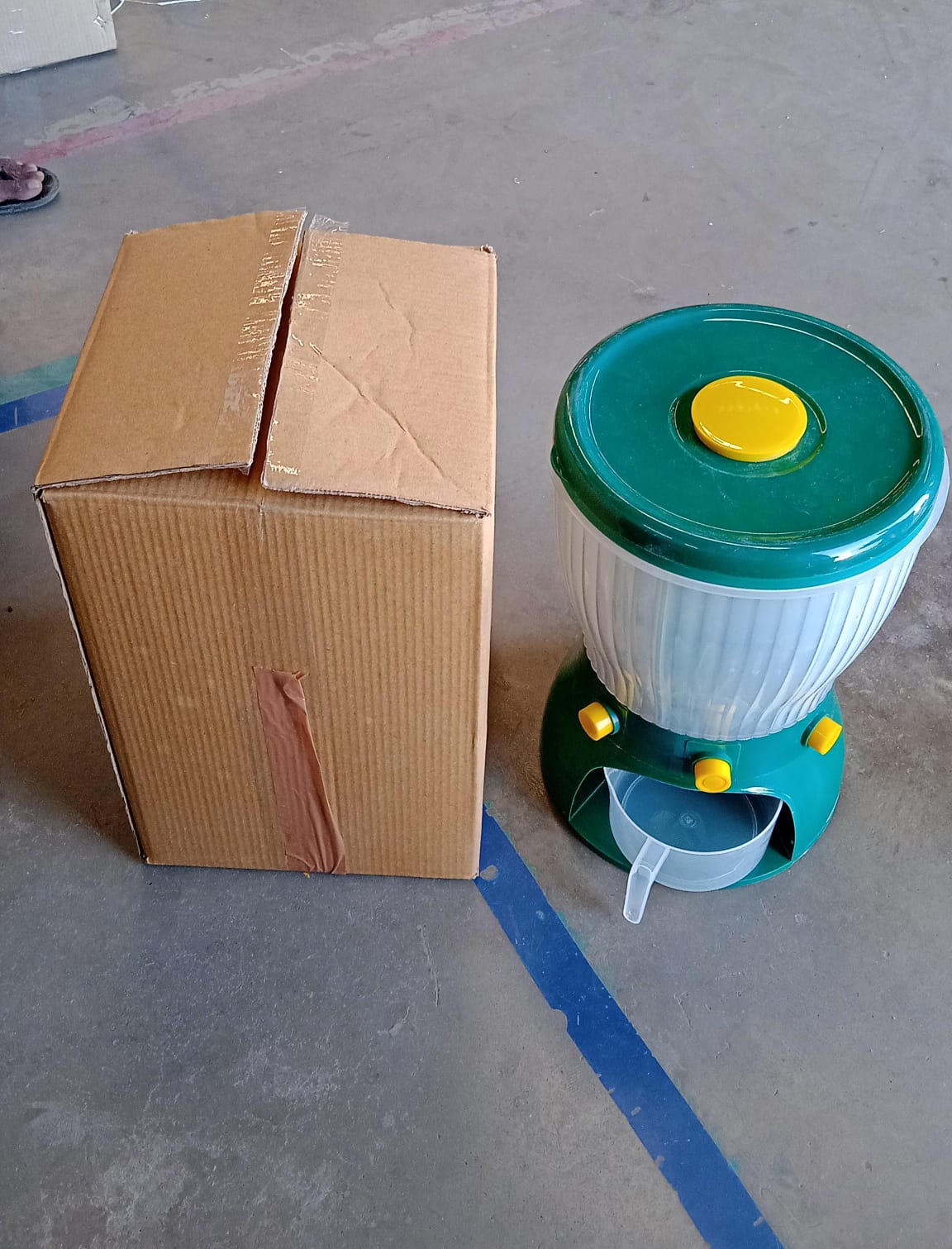 4-in-1 Cereal Dispenser 360° Rotation - Approx 10kg