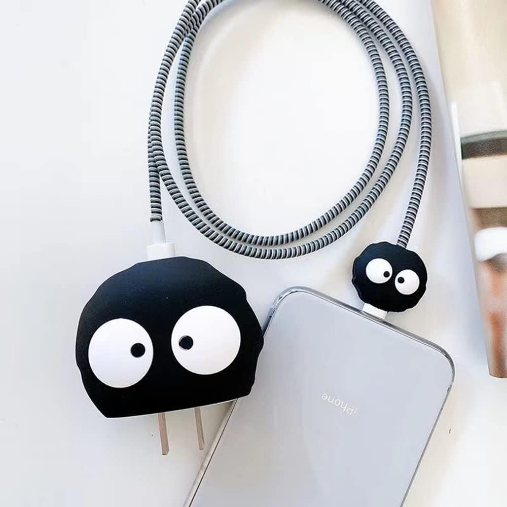 iPhone Charger Protector – Black Kitty