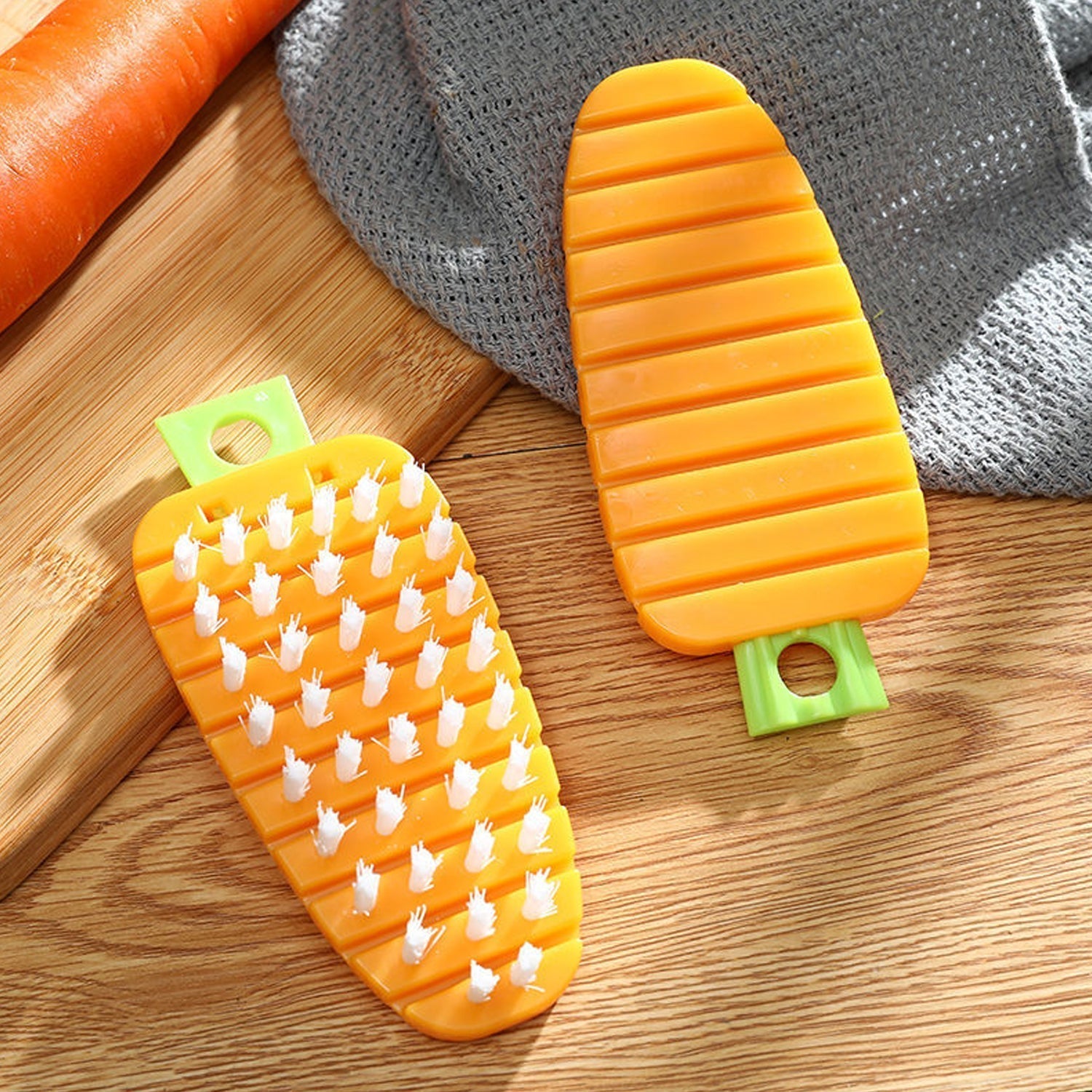 Carrot-Shaped Vegetable Scrub Brush