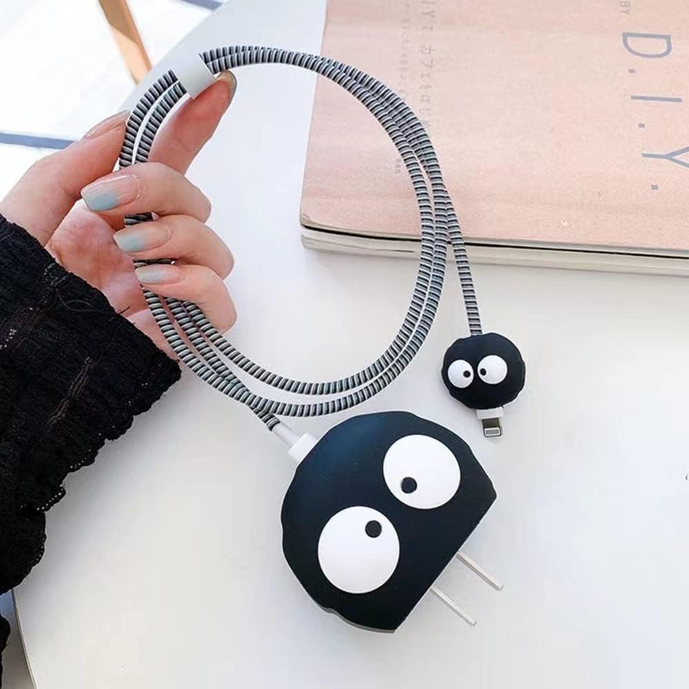 iPhone Charger Protector – Black Kitty