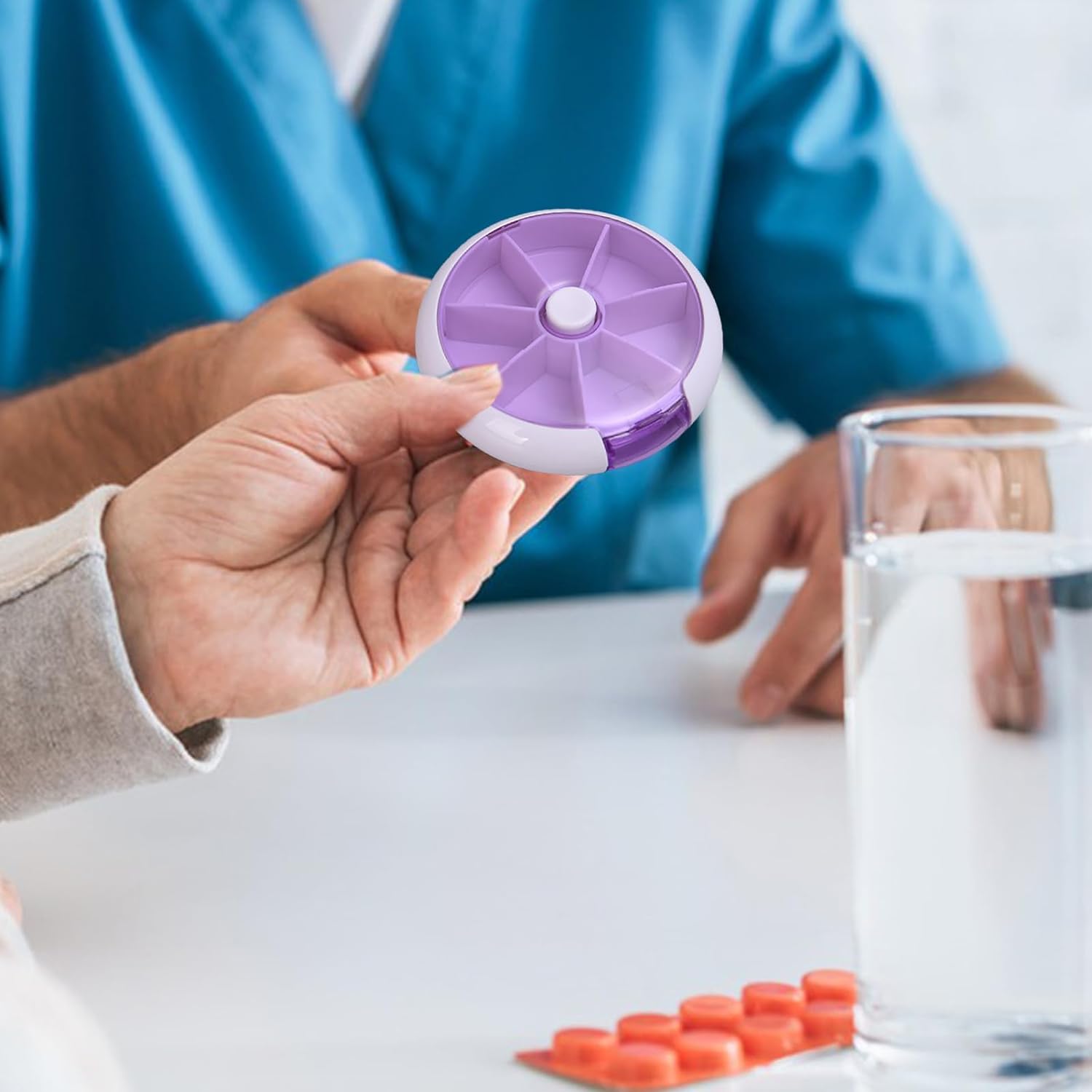 Portable 7-Day Pill Organizer