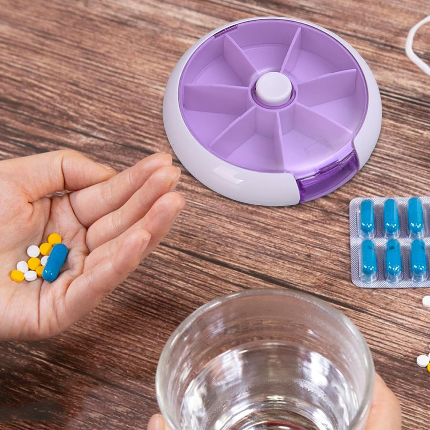 Portable 7-Day Pill Organizer