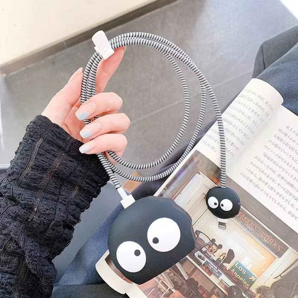 iPhone Charger Protector – Black Kitty