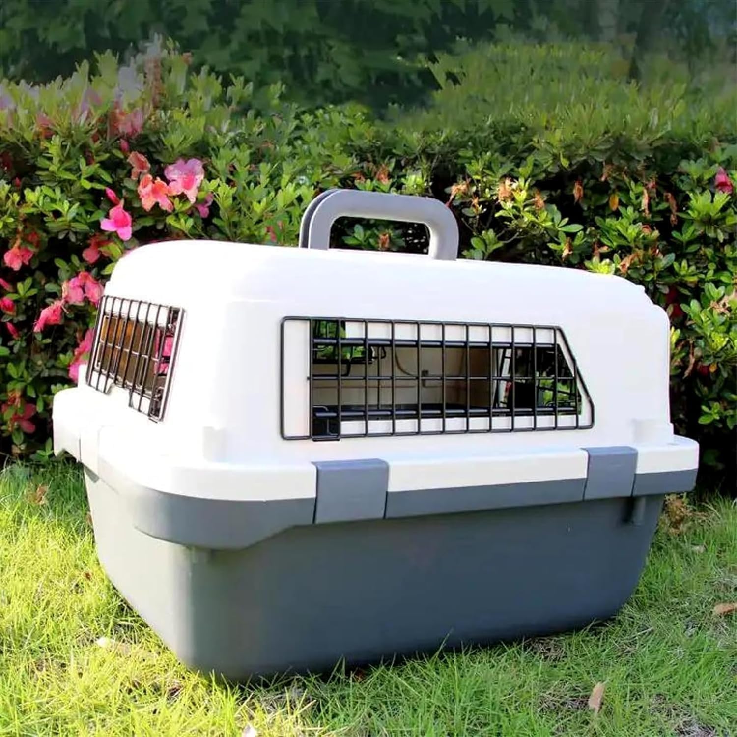 Cature Care™ Rolling Air-Ready Kennel with Wheels