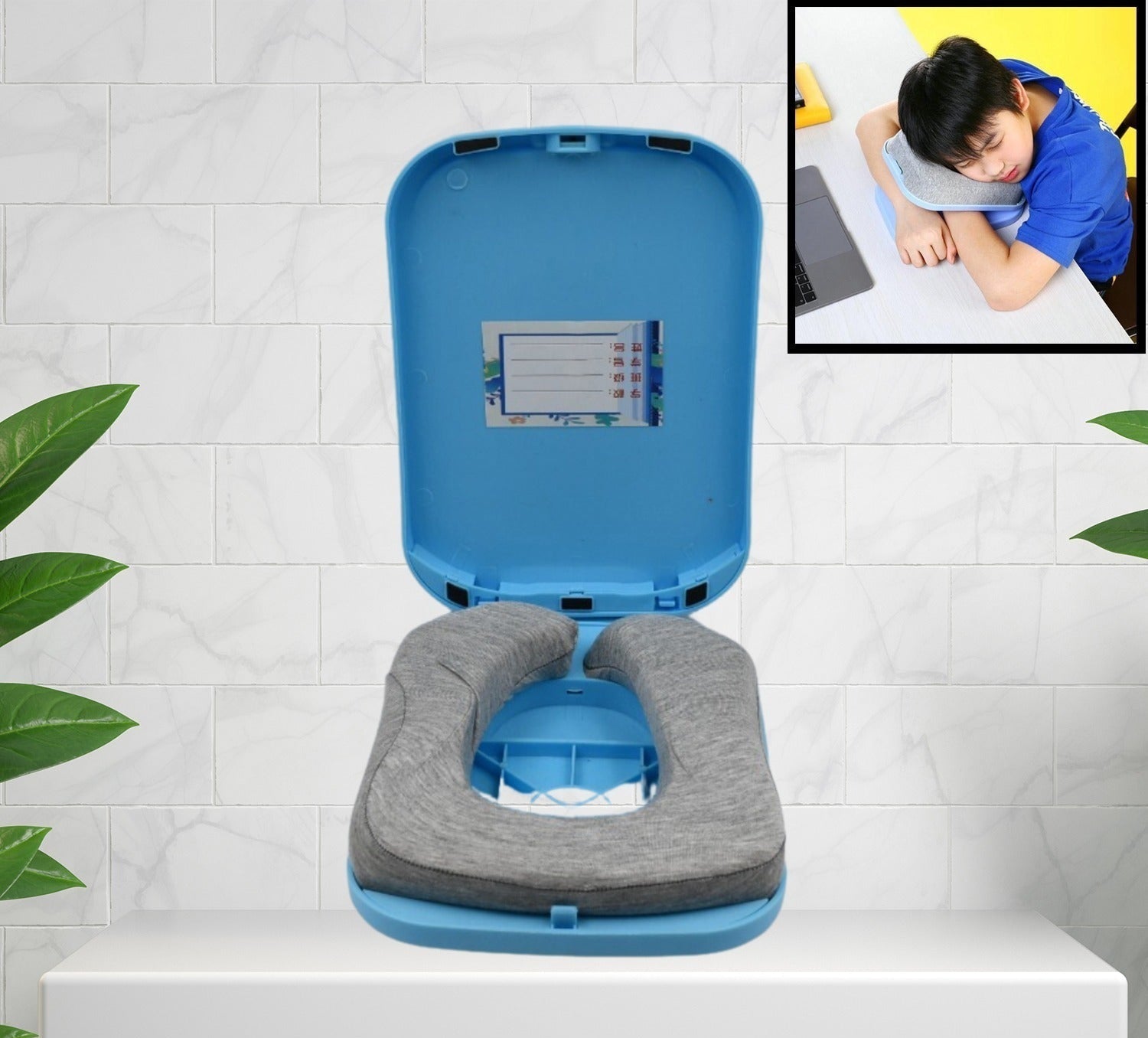 Foldable head pillow for kids and office use