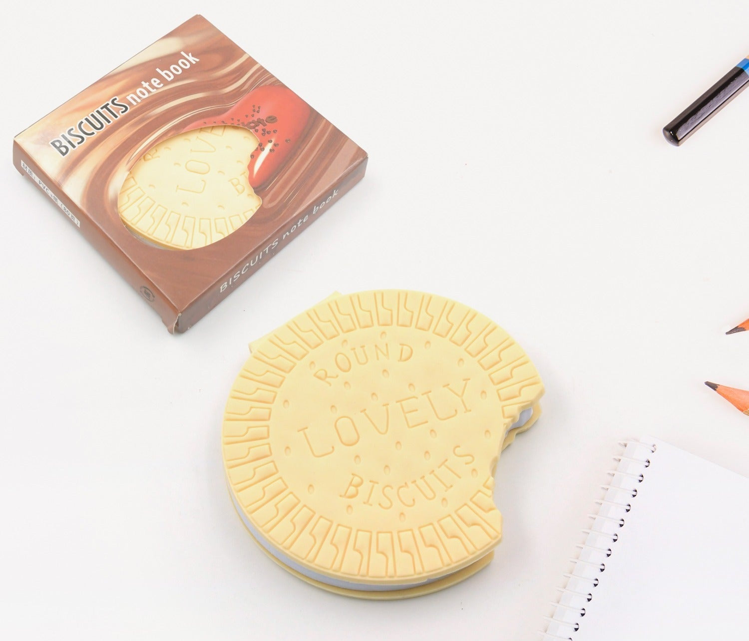 Notebook with biscuit pattern, ideal for writing and early learning