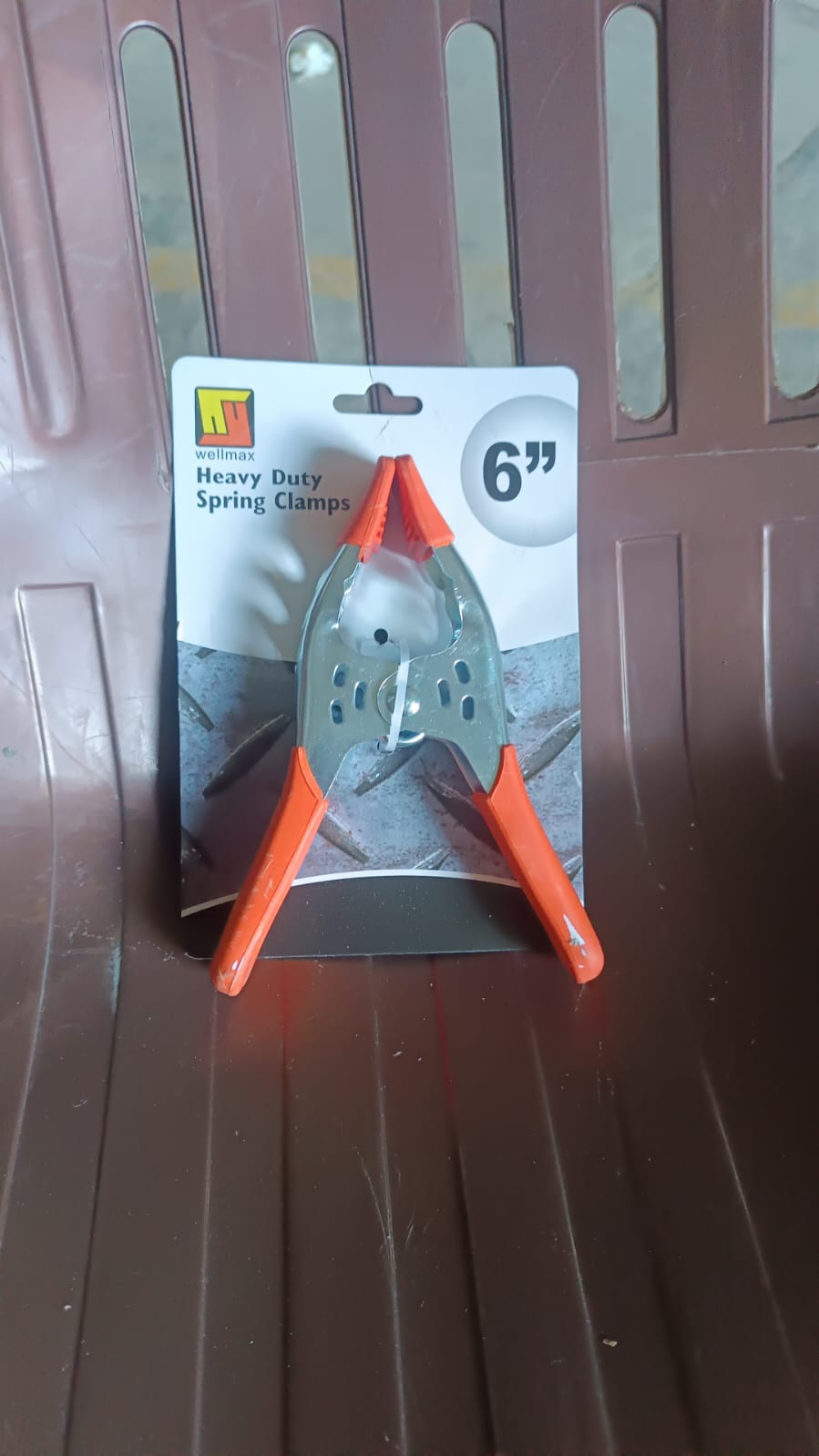Heavy-Duty Spring Clamp 6"