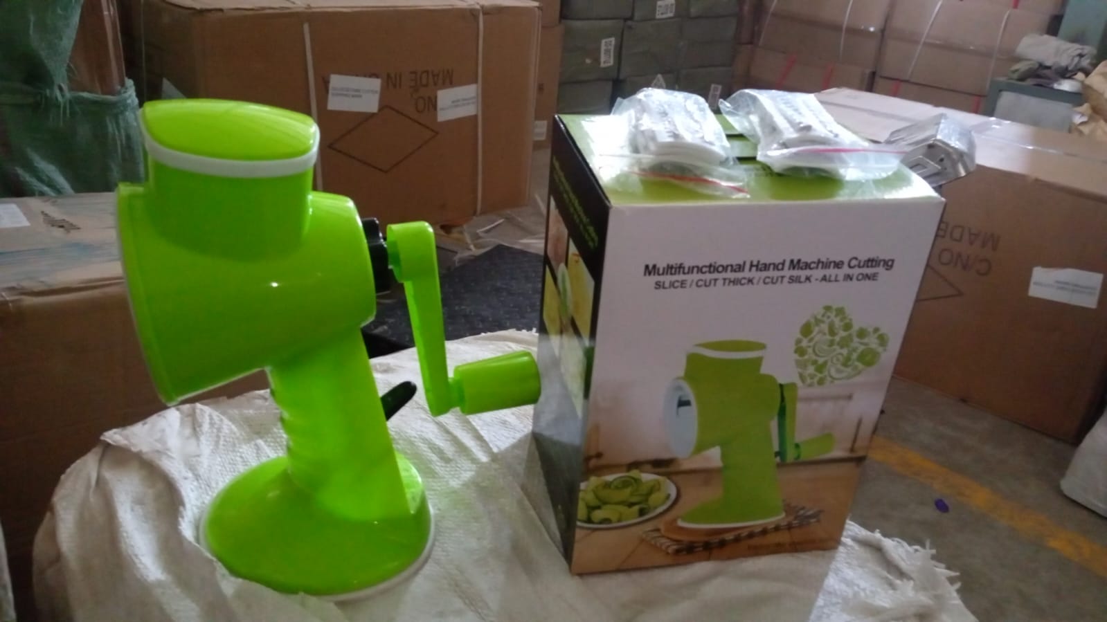 6-in-1 Multifunctional Vegetable Cutter & Slicer