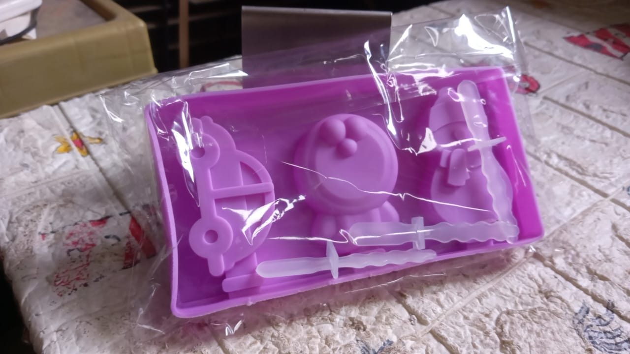 Silicone Popsicle Molds with Lids