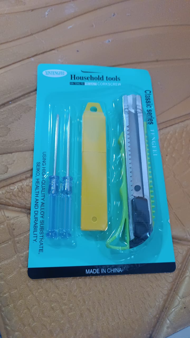 4-Piece Cutter and Screwdriver Kit